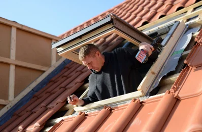 Pose de fenêtres de toit Velux à Laveissenet
